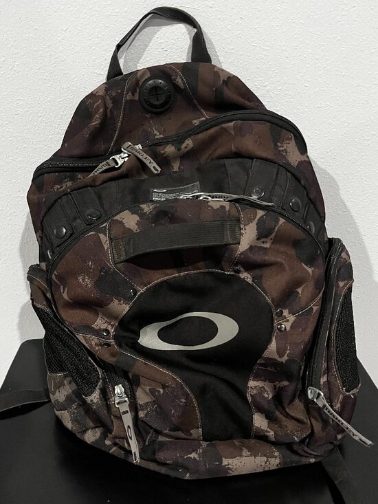 Oakley Other - Oakley Tactical Field Gear Backpack Black Camouflage